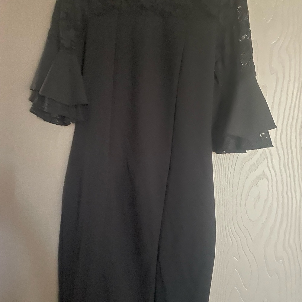 SHEIN Black Off the Shoulder Bell Sleeve Cocktail Dress